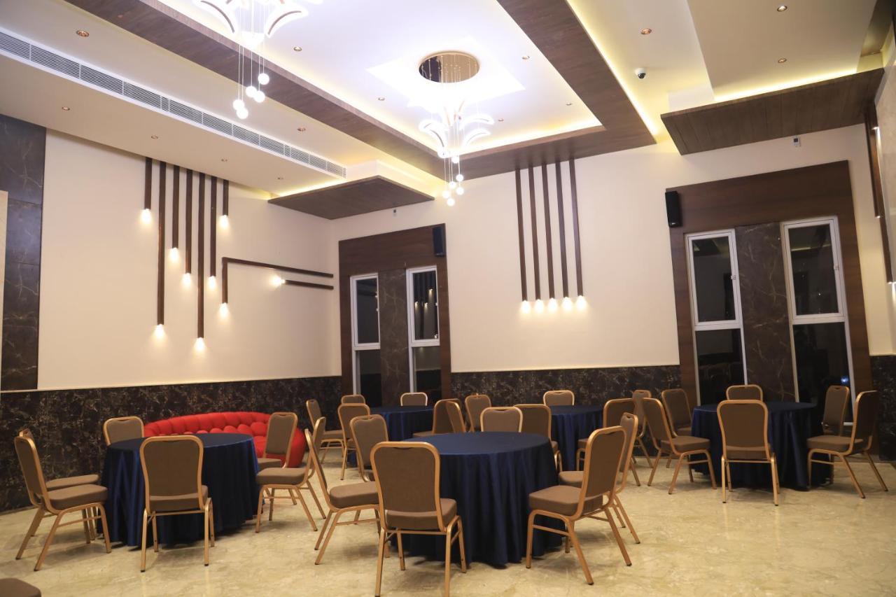 Kings Bury Inn Kumbakonam Dış mekan fotoğraf
