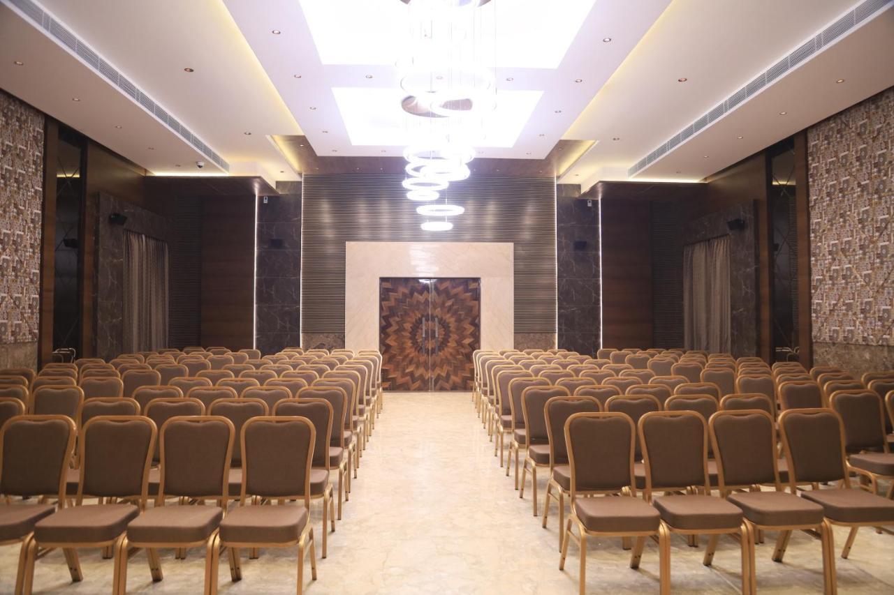 Kings Bury Inn Kumbakonam Dış mekan fotoğraf