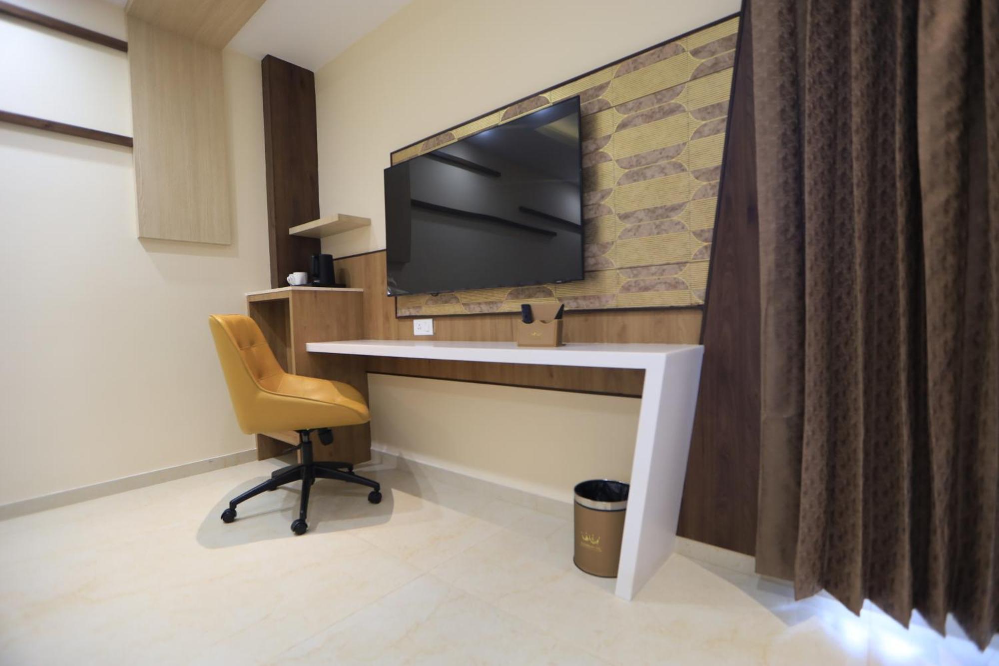 Kings Bury Inn Kumbakonam Dış mekan fotoğraf