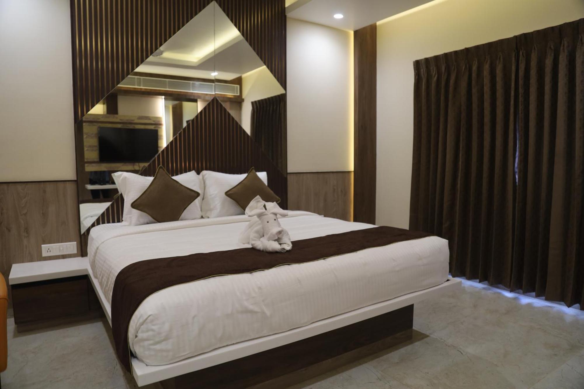Kings Bury Inn Kumbakonam Dış mekan fotoğraf